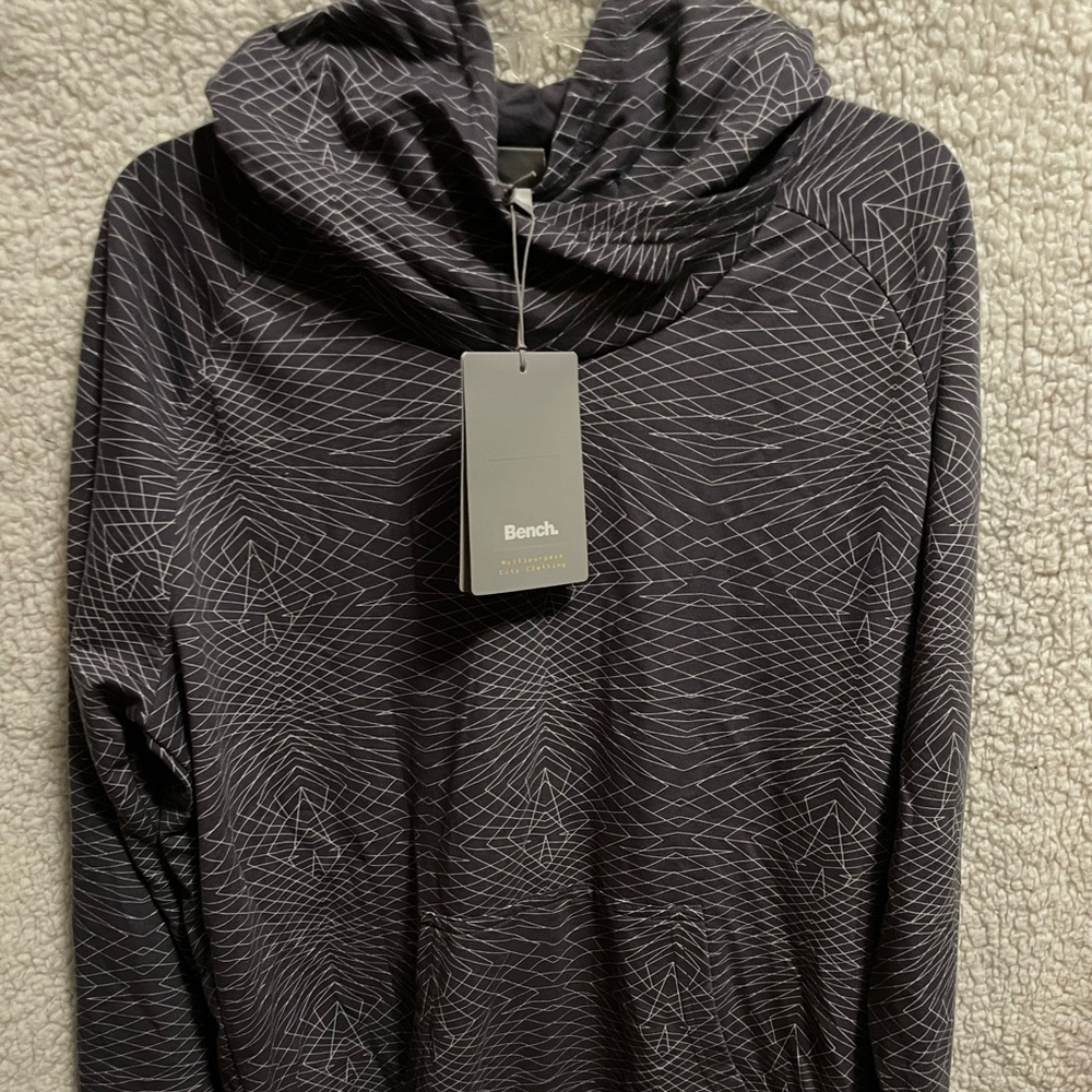 11BW.- Bench Ingenious Jacket. Size Small